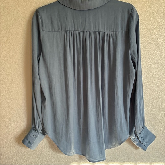 Elie by Elie Tahari Long Sleeve Button Down Baby Blue Size Small - Picture 4 of 9